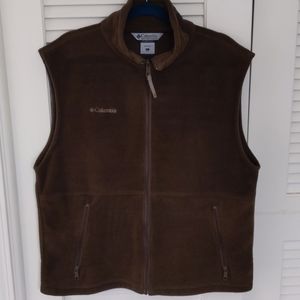 Men's Columbia Sportswear chocolate brown fleece vest